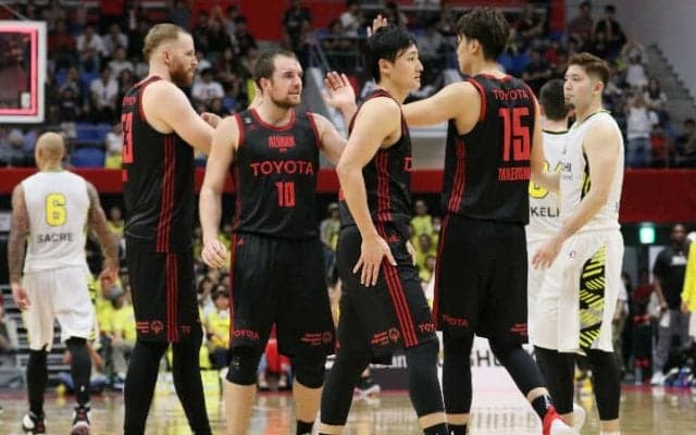 2点差のシーソーゲーム、勝負どころでの集中力が光ったA東京がSR渋谷に競り勝つ