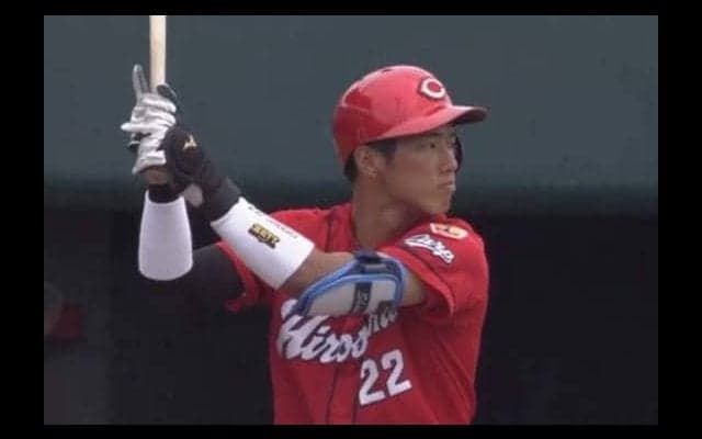 広島の2軍で育つドラ1中村奨成の現在地「まだプロのレベルに達してない」