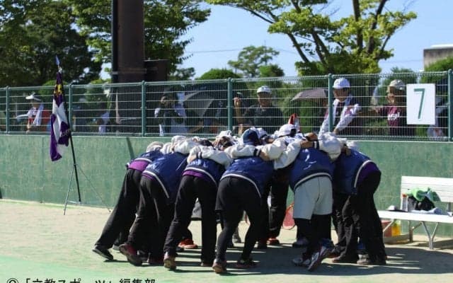 【ソフトテニス部女子】『岡山インカレこぼれ話』／森本彩鼓、カトモリ解散を控え複雑な思い。団体振るわずも、ダブルス最後は笑顔で楽しんだ