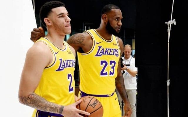 実戦復帰のロンゾ・ボールをレブロン・ジェームズが称賛「チームにいると心強い」