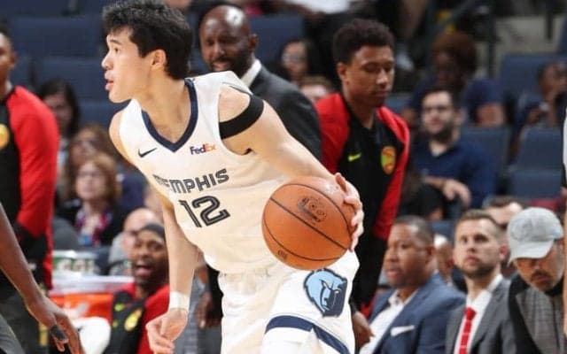 NBAプレシーズンゲームのマジック戦、渡邊雄太は6分間の出場で2得点1リバウンド