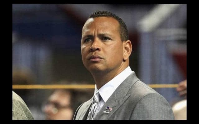 【MLB】「赤面」の宿敵Rソックスユニ姿…賭けに敗れたAロッド、“屈辱”動画を自ら公開