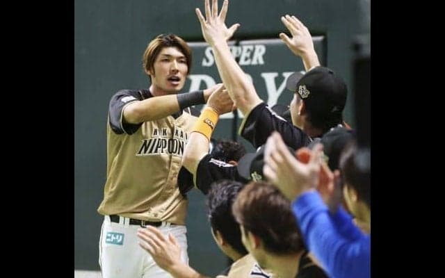 負けられない戦いで執念の一打！ 北海道日本ハム・大田泰が決勝タイムリーを放つ！