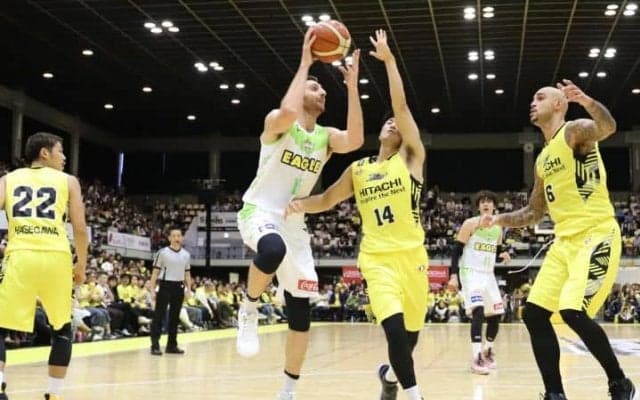 激しいディフェンスでSR渋谷を押さえ込んだレバンガ北海道、前日の雪辱を果たす