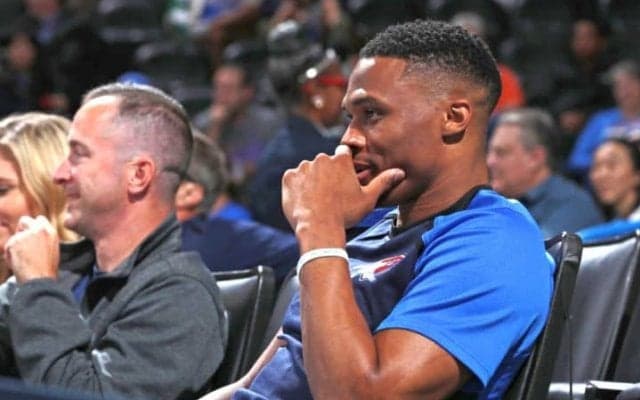 右ひざを手術したラッセル・ウェストブルック、ウォリアーズとの開幕戦を欠場へ