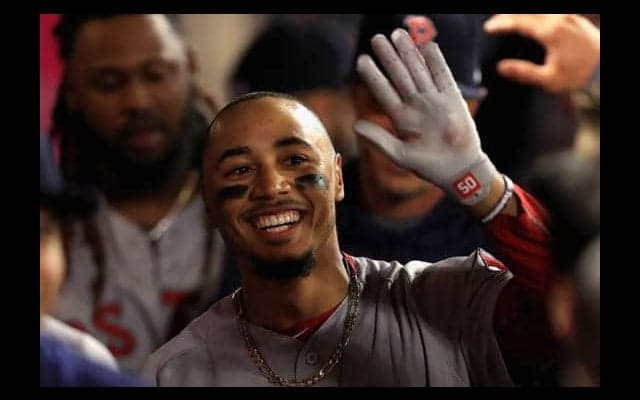 【MLB】Rソックス右翼手“振り向きキャノン”に米ファン唖然　「冗談でしょ」「桁違い」