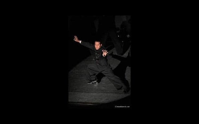 勝利に向かって、全力応援！