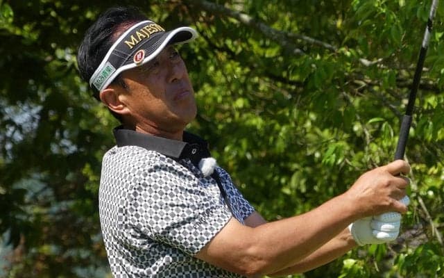 高見和宏「ボールの位置を見続けるくらいの意識」　バンカー越えのアプローチ攻略法