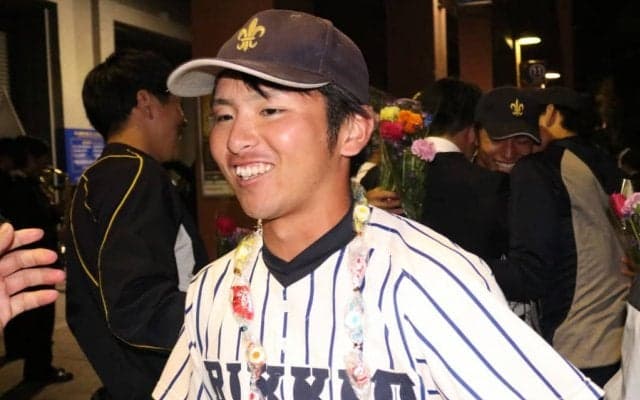 【野球部】最終戦を47試合ぶり猛打賞で締めた飯迫、通算84安打“サコメーター”の続きは社会人野球で