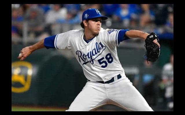 日米野球のMLBオールスターにロイヤルズのルーキー右腕バーローを追加