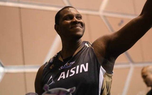 「三河のパーマー大統領」が躍動　創部71年目の名門チーム、開幕5連敗のち5連勝で勝率5割に　新体制が機能