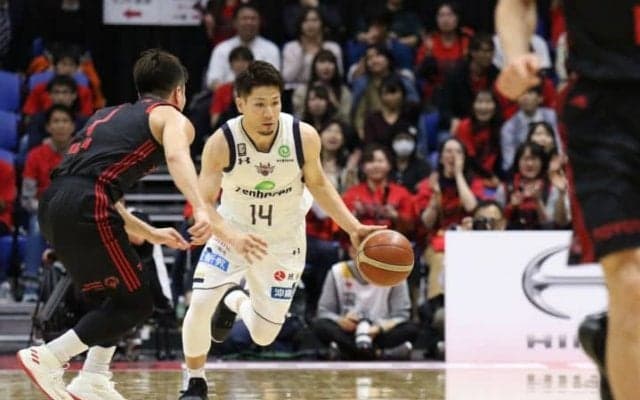 琉球ゴールデンキングスがA東京をエナジーで圧倒、要所のビッグランが決め手に