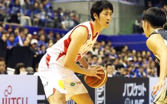 『持たざる者』富山を刺激する船生誠也の奮闘「スタッツに出ない働きを僕がやる」