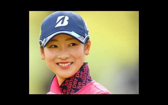 ゴルフをやめた才能豊かな姉の代わりに。プロ２年目、松田鈴英の覚悟