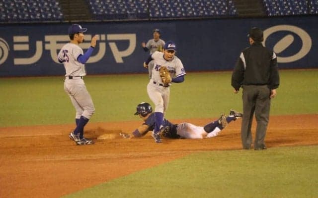 関西国際大が初の4強進出！宇佐美秀真の好守がチームを救った【明治神宮大会 2回戦　関西国際大－創価大】