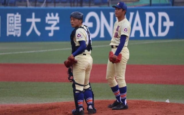 奥川恭伸と山瀬慎之助、中学日本一バッテリーが神宮制覇に王手をかける【明治神宮大会 準決勝　星稜－高松商】