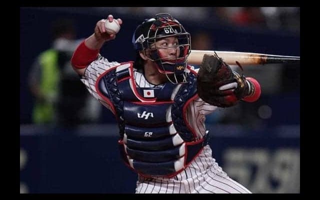 【日米野球】侍ジャパンが誇る扇の要・甲斐　攻守にわたる活躍に稲葉監督「頼もしく思う」