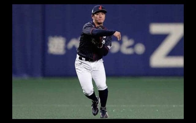 【日米野球】MLB選抜の球宴三塁手、広島田中の遊撃守備を絶賛「センスいい」「気に入った」