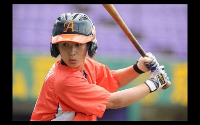 「美人すぎるプロ野球選手」加藤優の豪快なフォロースルーが話題　「正尚っぽい」