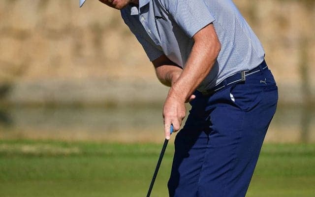 クロスハンドのスプリットハンドで左腕に一体感　ソーレン・ケルドセンのパッティンググリップ