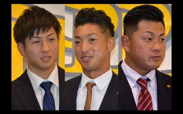 戦力外から育成契約、再び支配下を目指す男たち　ホークス若手の現在地