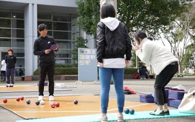 サッカー森保一監督も来場！パラスポーツ体験会とフットサルクリニック開催…順天堂大学