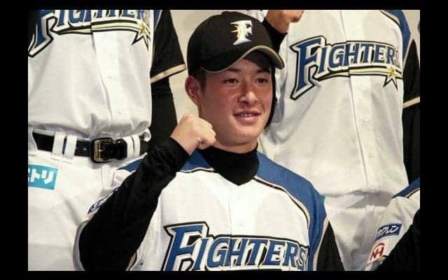 日本ハムドラ1位・吉田輝星、背番号「18」に決意新た　「日本一のストレートを」