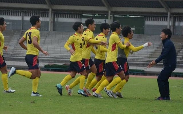 【ソッカー（男子）】４年生がつないだ劇的同点弾！ ドローも笑顔で終戦　第２２節　ｖｓ神奈川大