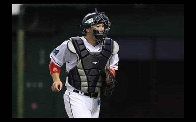 西武炭谷は巨人へ、戦力外の2選手は引退…各球団発表、26日のFA、去就は？