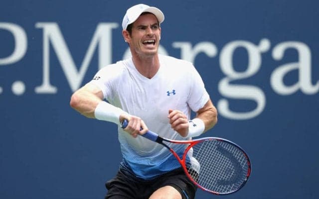 マレー、完全復活目指し「ゆか体操」のトレーニングにも励む。