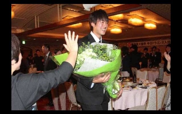 「こいつ、プロに行くんじゃ…」　中日ドラ2右腕の激励会で語られた“原点”
