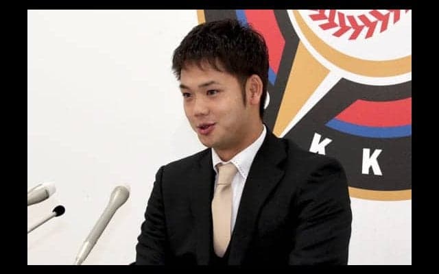 ハム谷口は200万円減の1300万円　背番号「4」の来季は「結果で球団にお返しを」