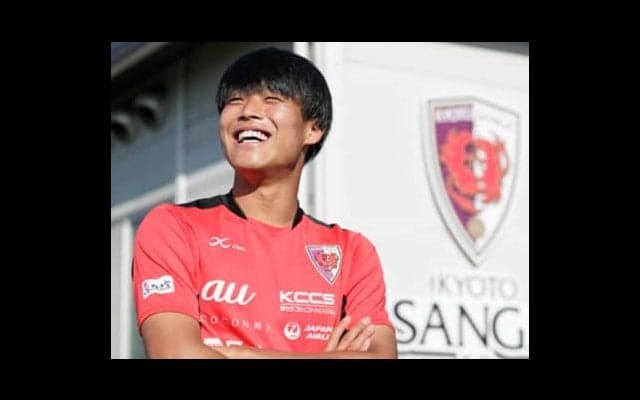 堂安律のように海外リーグに行きたい岩崎悠人。「もう20歳ですから」