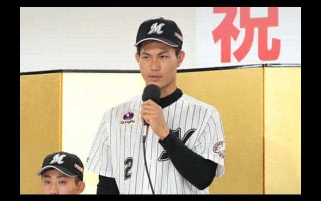 ロッテが新入団選手発表会　ドラ1藤原「1年目から活躍して新人王を取りたい」