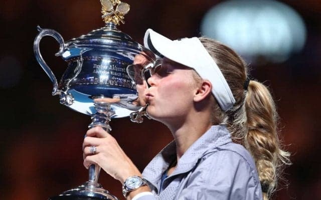 [最新WTAランキング]全豪で優勝したウォズニアッキが6年ぶり1位、ベスト4入りしたメルテンスが17も順位をアップ