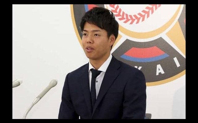 日ハム杉浦は140万円増、来季はあさ美夫人ら家族と札幌転居「活躍が一番」