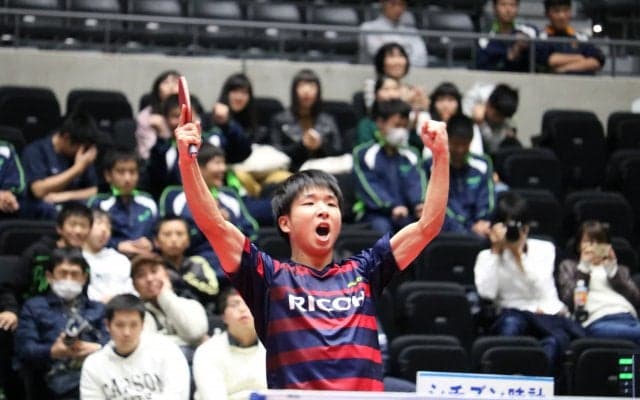 【卓球】”守護神” 鹿屋がリコーに今年3つ目のタイトルをもたらす＜内閣総理大臣杯 日本リーグプレーオフ2018男子＞