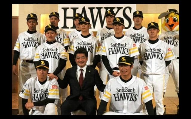 ホークス新入団会見、11人の新人が第一声　ドラ1甲斐野「目標は千賀投手」
