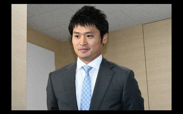 牧原が800万円増、中田は減額制限超えダウン…ソフトバンクの7日の契約更改