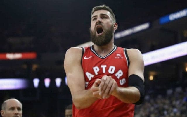 好調ラプターズに悲報、ビッグマンのバランチュナスが左親指脱臼で4週間の離脱