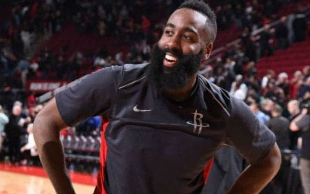 フリースロー19本獲得のハーデン、ロケッツ指揮官は「彼を抑えることはできない」