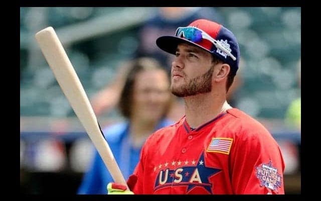 13年ドラ1のレッズ傘下マイナー内野手が自由契約に　日本含む海外移籍模索か