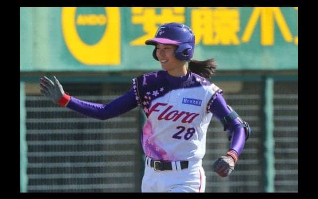 “総選挙”で2位に輝いた美女プロ野球選手みなみ　公開プライベート写真にファン「可愛い」