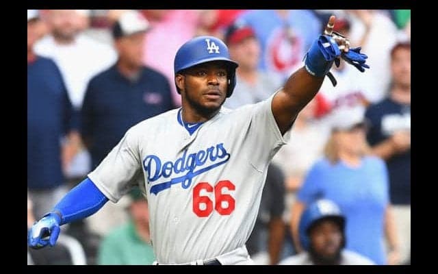 【MLB】プイグ移籍に少女ファン大号泣「大ファンなのぉぉ」→心機一転レッズ応援を宣言