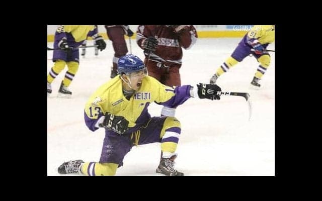 早大を返り討ち　激闘制し、ベスト４へ／日本学生氷上選手権