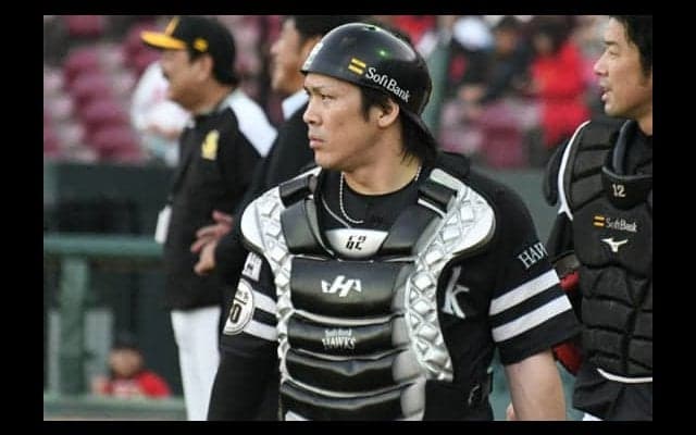 打てる捕手でも大台超えは難関？　年俸に反映されにくい捕手の貢献