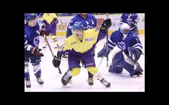 日体大に７得点快勝　３連覇に王手／日本学生氷上選手権