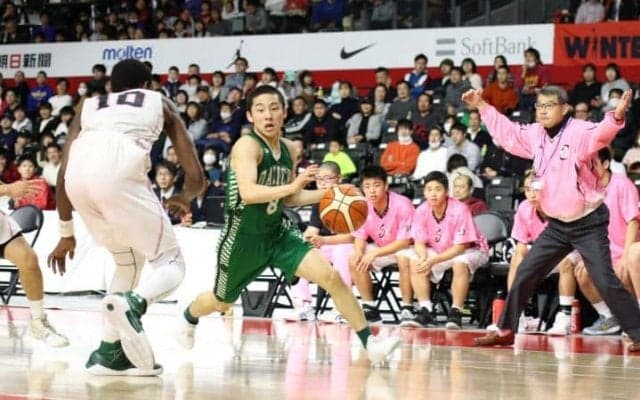 オールコートのゾーンプレスで桜丘を振り切った福岡第一、2年ぶりの優勝に王手！