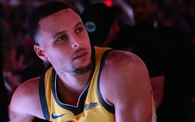 ある少女との約束を守ったカリー、発売前の最新シグネチャーモデルをプレゼント