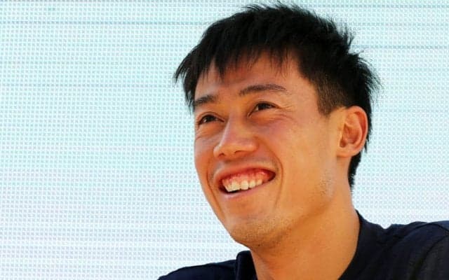 錦織 アロハシャツ姿を披露。ハワイのユニクロでイベントに参加